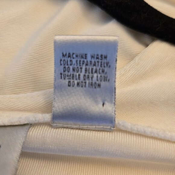 CHICOS TRAVELERS IVORY TOP SIZE 1 MEDIUM (8) VNECK 3/4 SLEEVE CAREER EASY GOING - Picture 7 of 8